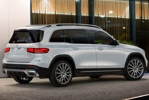 Drivers Near Scottsdale Can Now Buy the New 2023 Mercedes-Benz GLB 250 SUV at Mercedes-Benz of Scottsdale