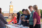 Students gather to write messages of hope