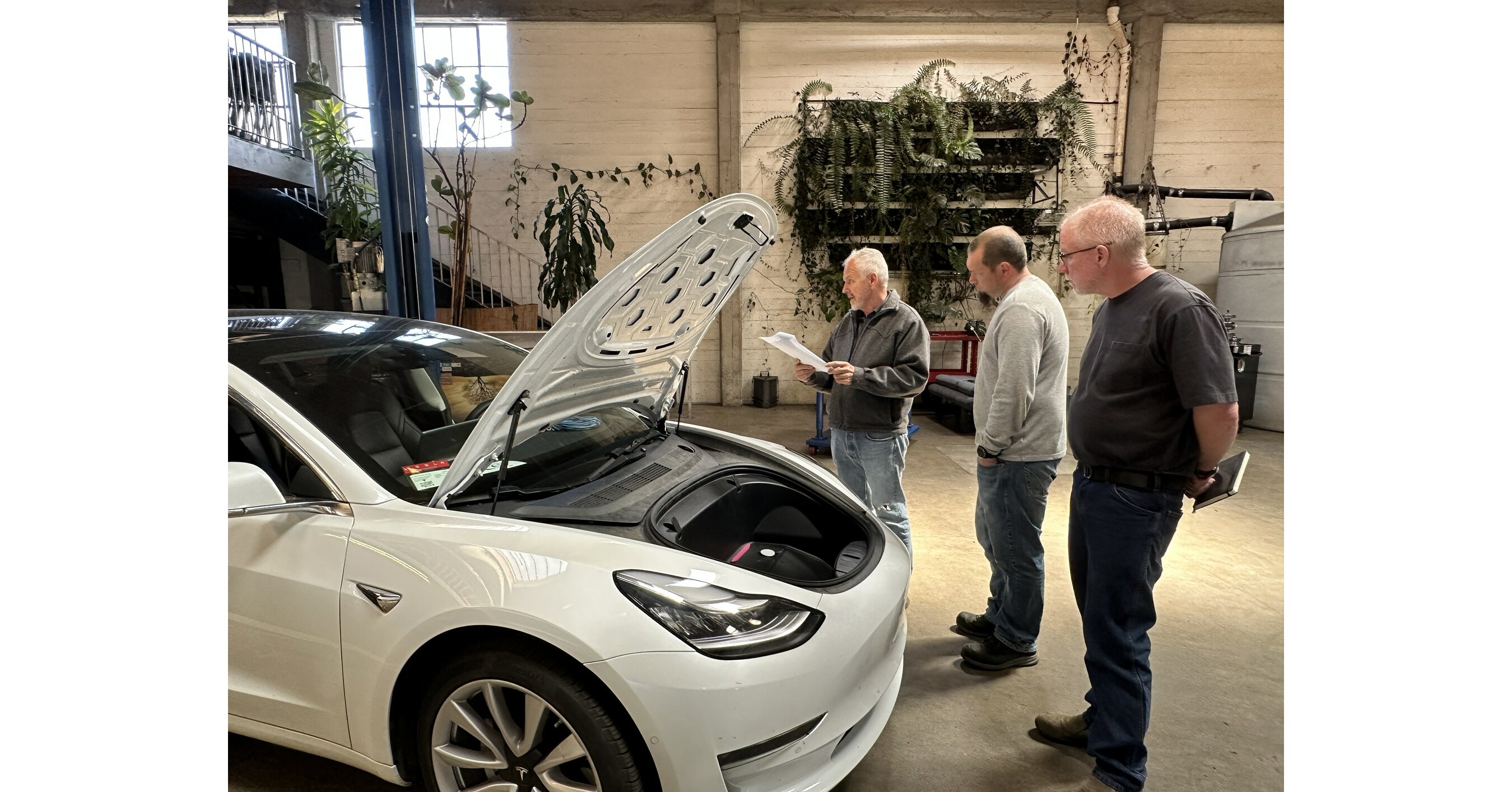 What training do you need to work on EVs? - Professional Motor Mechanic