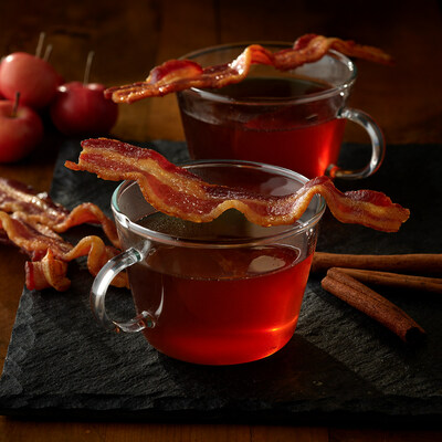 The makers of the HORMEL® BLACK LABEL® bacon brand are excited to introduce HORMEL® BLACK LABEL® Apple Cider Bacon, which perfectly marries the ever-popular essence of America’s fastest-growing bacon brand with one of autumn’s trendiest flavors.