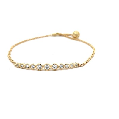 The ‘Dink It’ Diamond Pickleball Bracelet retails for just $1500 and serves up a glittering parade of diamonds ending with a cheeky pickleball charm wink.