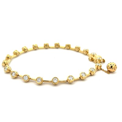 The ‘Down the Line’ Diamond Pickleball Bracelet is a true luxury piece at the attractive $5,000 retail price.