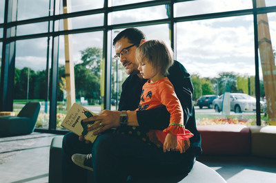 4 Workplace Benefits that Support Parents