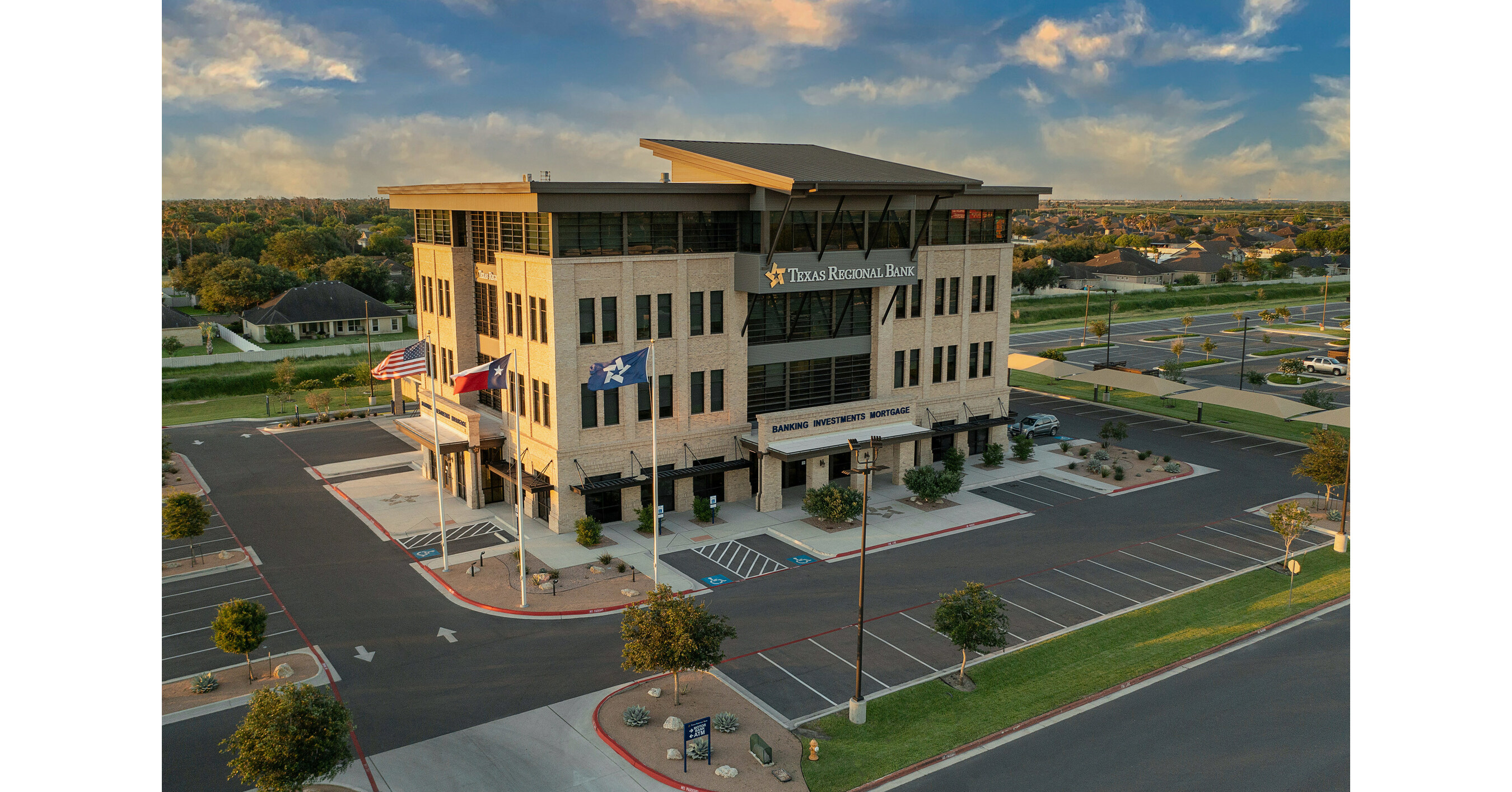 Texas Regional Bank Acquires SmithReagan Insurance