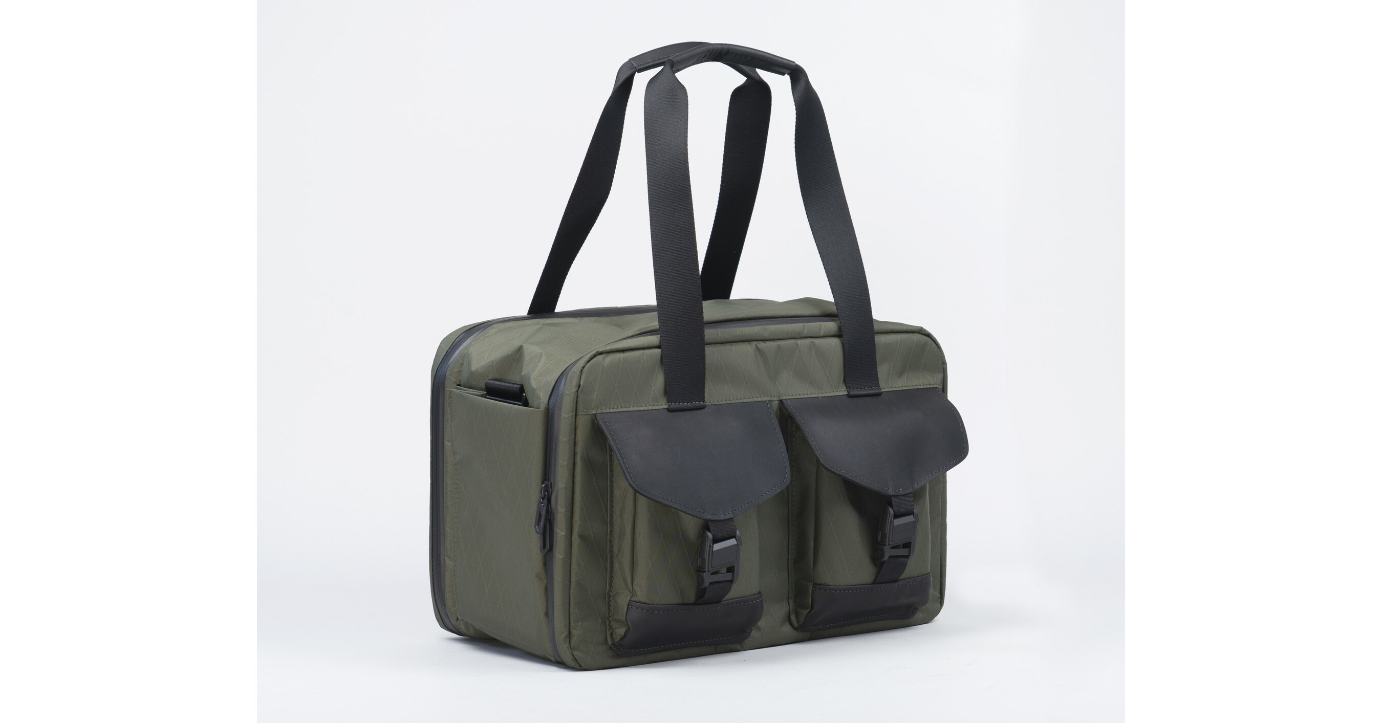 Outback Traveler Green Duffle Bag - Canvas Construction, Soft Lining,  Spacious Interior, Leather Accents, Multiple Pockets, Metal Hardware