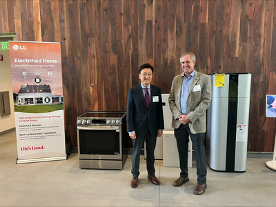 LG Electronics USA's Air Solutions President Chris Ahn (left) with California Energy Commissioner J. Andrew McAllister at the summit in Sacramento, Calif, where LG committed to support the state's goal of installing 6 million heat pumps by 2030.