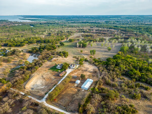 The impossible offering: The surprisingly peaceful Texas ranch -- fishing, horseback riding, sunsets -- in the middle of America's most exciting, booming metropolitan area