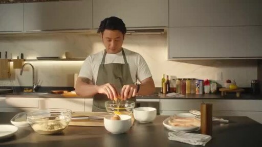 Timex shares the story of The Chef, featuring Chef Zhan Chen. Timex believes that when you're genuinely enjoying what you’re doing, it's not wasting time—it's living.