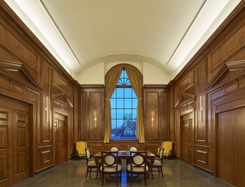 Interior of Irvin Hall, located in Bardwell Residences.