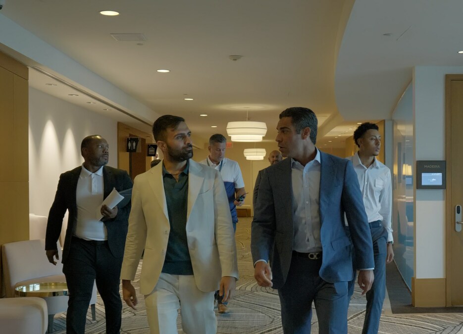 Bridging Business Growth & Tax Benefits in Miami: A Conversation Between Mayor Suarez, Amr Alian of Synergy Consultants, and Amir Moghaddam and Ardi Safi of DDS Marketing - Vimarsana News