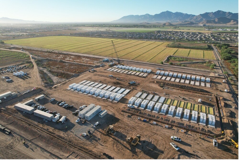 Construction underway at the Sierra Estrella Energy Storage project in Avondale, Arizona, which just received the largest financing package for a single standalone energy storage project, worth $707 million. (Image: Plus Power)