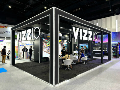 VIZZIO showcasing its digital replica of Planet Earth, including a 3D digital twin model of Middle East cities at GITEX 2023