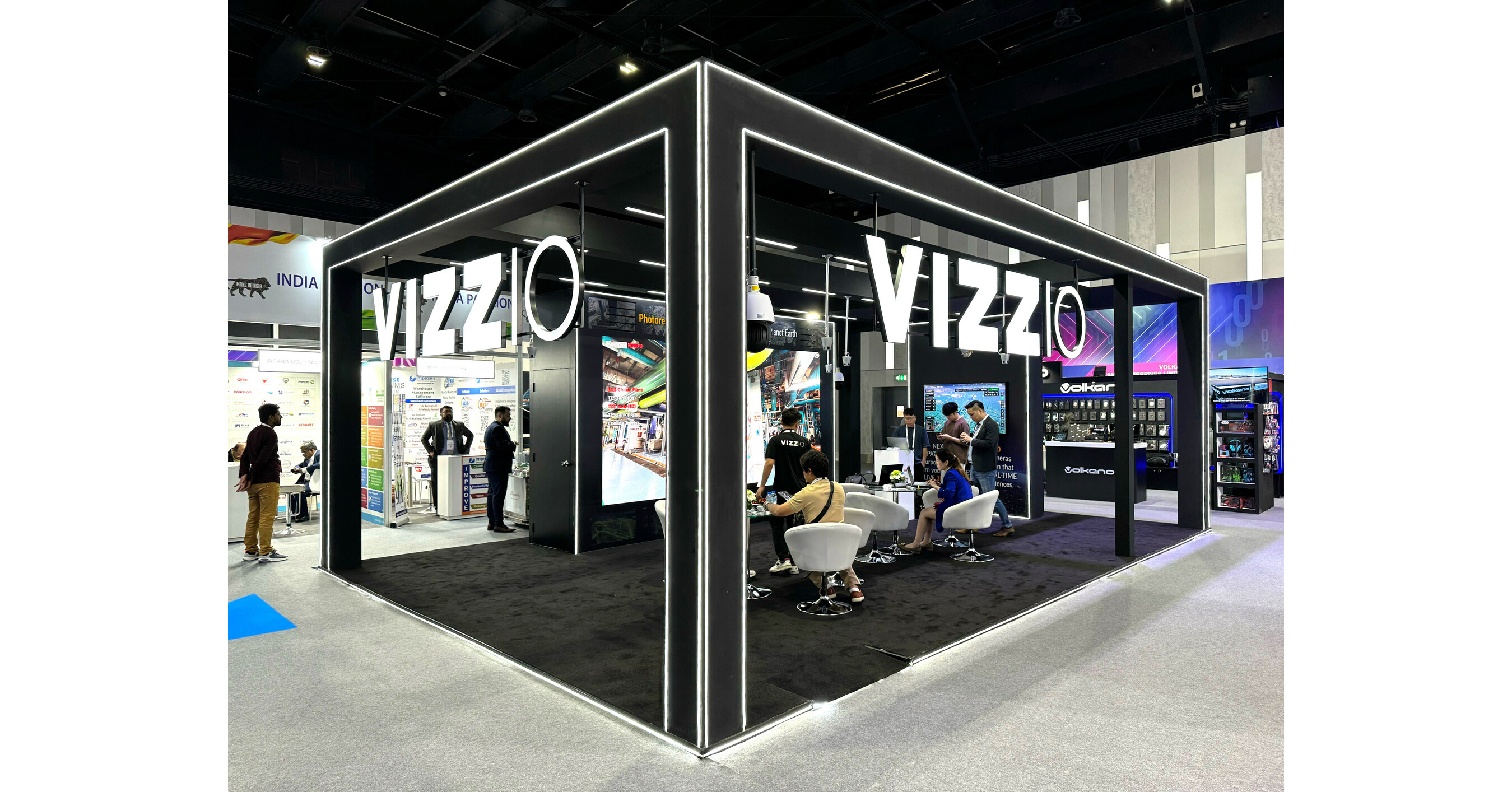 VIZZIO Technologies Welcomes Renowned AI expert Dr Lee Kai Fu to its VIZZIO Technologies Welcomes Renowned AI expert Dr Lee Kai Fu to its