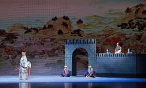 Xinhua Silk Road : La ville Kunsha, est de la Chine, organise un gala d'opéra pour mettre en valeur le charme de l'opéra chinois