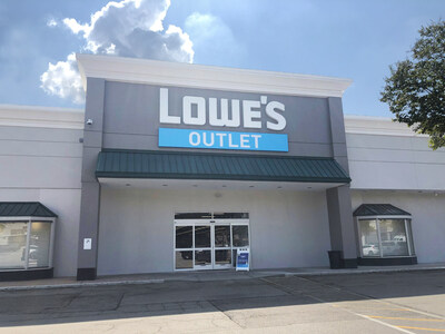 New Lowe's Outlet at Champions Village in Houston, Texas