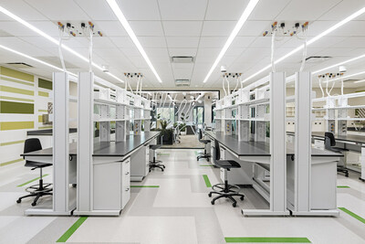 Move-in-ready, cost-effective laboratory space at the Alexandria Center® for Advanced Technologies at The Woodlands, Greater Houston. Courtesy of Alexandria Real Estate Equities, Inc.