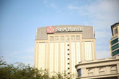 SeABank signed the agreement to transfer 100% of capital contribution at PTF to AEON Financial Service (PRNewsfoto/SeABank)