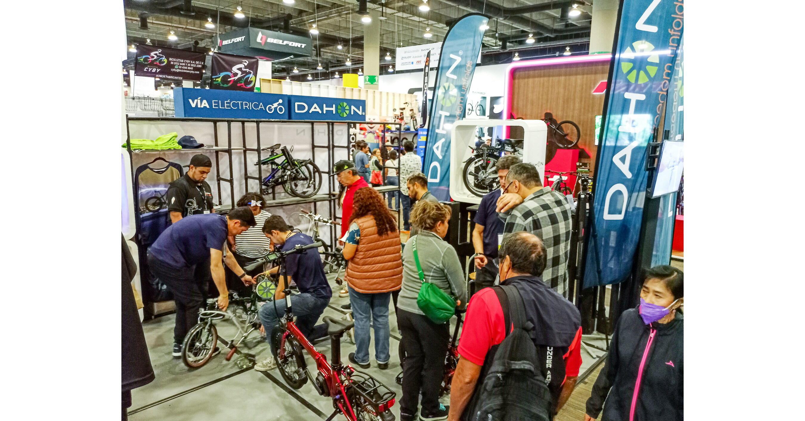 DAHON Shines at Bici Expo M&eacute;xico, Capturing Attention with Its Cutting-edge Folding E-Bikes