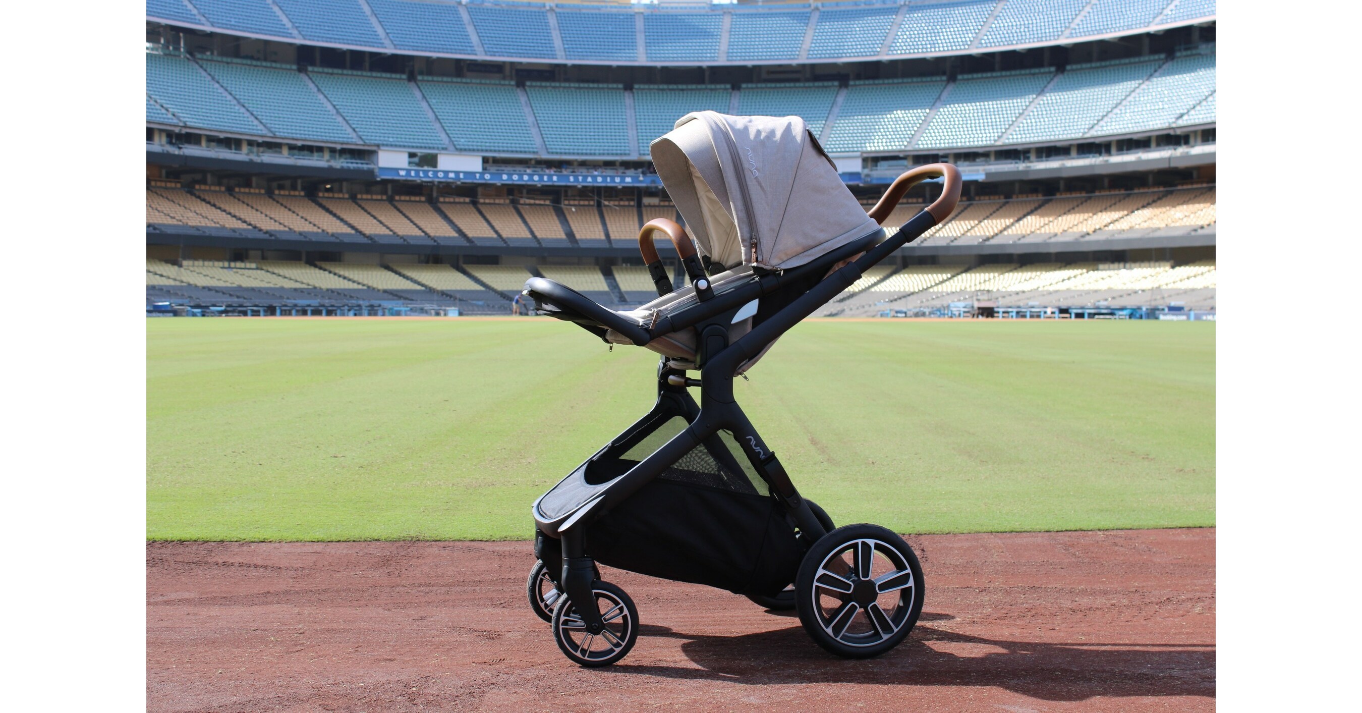 Nuna Welcomes New MLB Partnership with The Los Angeles Dodgers