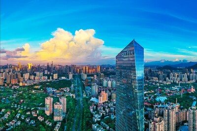 房地产市场调整期，央国企稳健优势凸显。图为深圳华侨城大厦。
