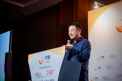 James Liang, Co-founder and Chairman of Trip.com Group, delivering the keynote on the Group’s AI innovations.