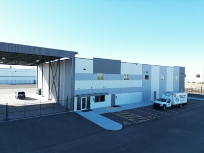 Trailcon's newest maintenance facility in Balzac, Alberta (CNW Group/Trailcon Leasing Inc)