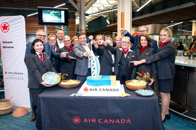 Après avoir quitté Vancouver le 28 octobre, le vol inaugural d’Air Canada est arrivé à Dubaï, reliant l’Ouest canadien au Moyen-Orient. (Groupe CNW/Air Canada)