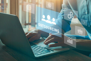VC Funding in Turbulent Times: Attracting Investors with Outsourcing