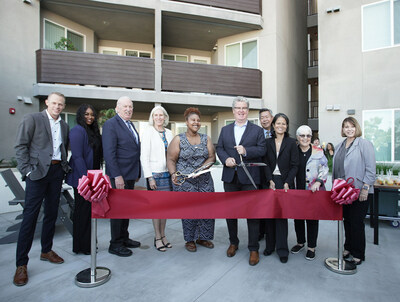 Los Angeles Councilmember Tim McOsker joins Linc Housing, National CORE, new residents and other partners to celebrate the grand opening of 456 West.