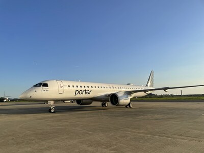 Premier vol aux tats-Unis assur par l'aronef Embraer E195-E2 (Groupe CNW/Porter Airlines Inc.)