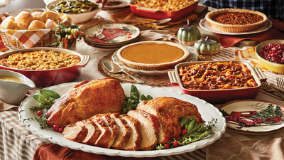 Cracker Barrel’s Thanksgiving Heat n’ Serve Feast or Family Dinner offers guests a complete Thanksgiving meal to-go that’s ready to serve in two hours or less.