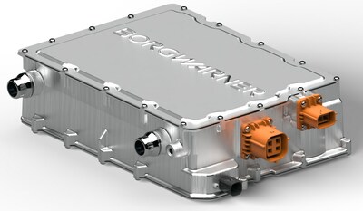 BorgWarner has clinched an agreement with a major North American OEM to supply its bi-directional 800V Onboard Charger (OBC) for the automaker’s premium passenger vehicle battery electric vehicle (BEV) platforms. The technology leverages silicon carbide (SiC) power switches for improved efficiency and delivers amplified power density, power conversion and safety compliance.