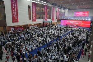Xinhua Silk Road : Lancement de la 54e foire commerciale nationale traditionnelle chinoise, Materia Medica, dans la province du Jiangxi, dans l'est de la Chine
