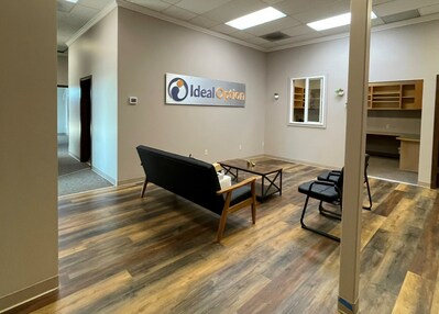 Ideal Option Monroe Clinic Lobby