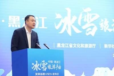 A foto mostra Yang Mu, vice-presidente do CEIS, fazendo um discurso. (PRNewsfoto/Xinhua Silk Road)