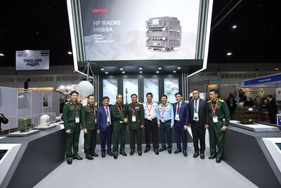 Senior Lieutenant General Phung Si Tan, Deputy Chief of General Staff of the Vietnam People's Army and a delegation from the Vietnam Ministry of Defense visited and worked at the booth of Viettel Group. (PRNewsfoto/Viettel High Technology Industries Corporation)