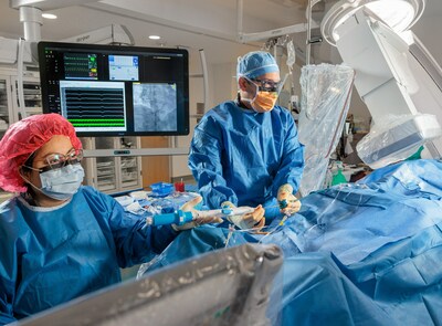 MedStar Washington Hospital Center's Dr. Cyrus Hadadi implanting the Aveir dual-chamber pacemaker in the EP Lab.