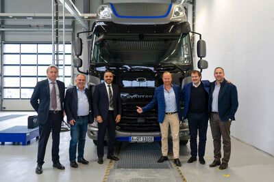 From left: David Pezzulli, (Managing Director of Mesientos), Herbert Robel (CHRO & Co-Founder Quantron AG), Ahmed Elkerrami (CEO Oilinvest Group), Andreas Haller (Founder & Executive Chairman Quantron AG), Michael Perschke (CEO Quantron AG), Timothy Sullivan (Business Liaison Officer at OBV).