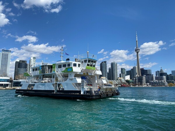 Billy Bishop Toronto City Airport's Marilyn Bell ferry – Canada's first zero-emission, 100 per cent electric ferry service. (CNW Group/Billy Bishop Toronto City Airport) Billy Bishop Toronto City Airport's Marilyn Bell ferry – Canada's first zero-emission, 100 per cent electric ferry service. (CNW Group/Billy Bishop Toronto City Airport)
