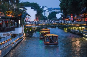 Xinhua Silk Road : Symposium organisé à Nanjing en Chine pour promouvoir le développement culturel du fleuve Yangtsé