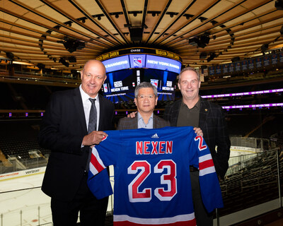Stephane Matteau (Former New York Ranger), Brian Yoonseok Han (CEO of Nexen Tire America, Inc), and David Hopkinson (President and COO, MSG Sports)