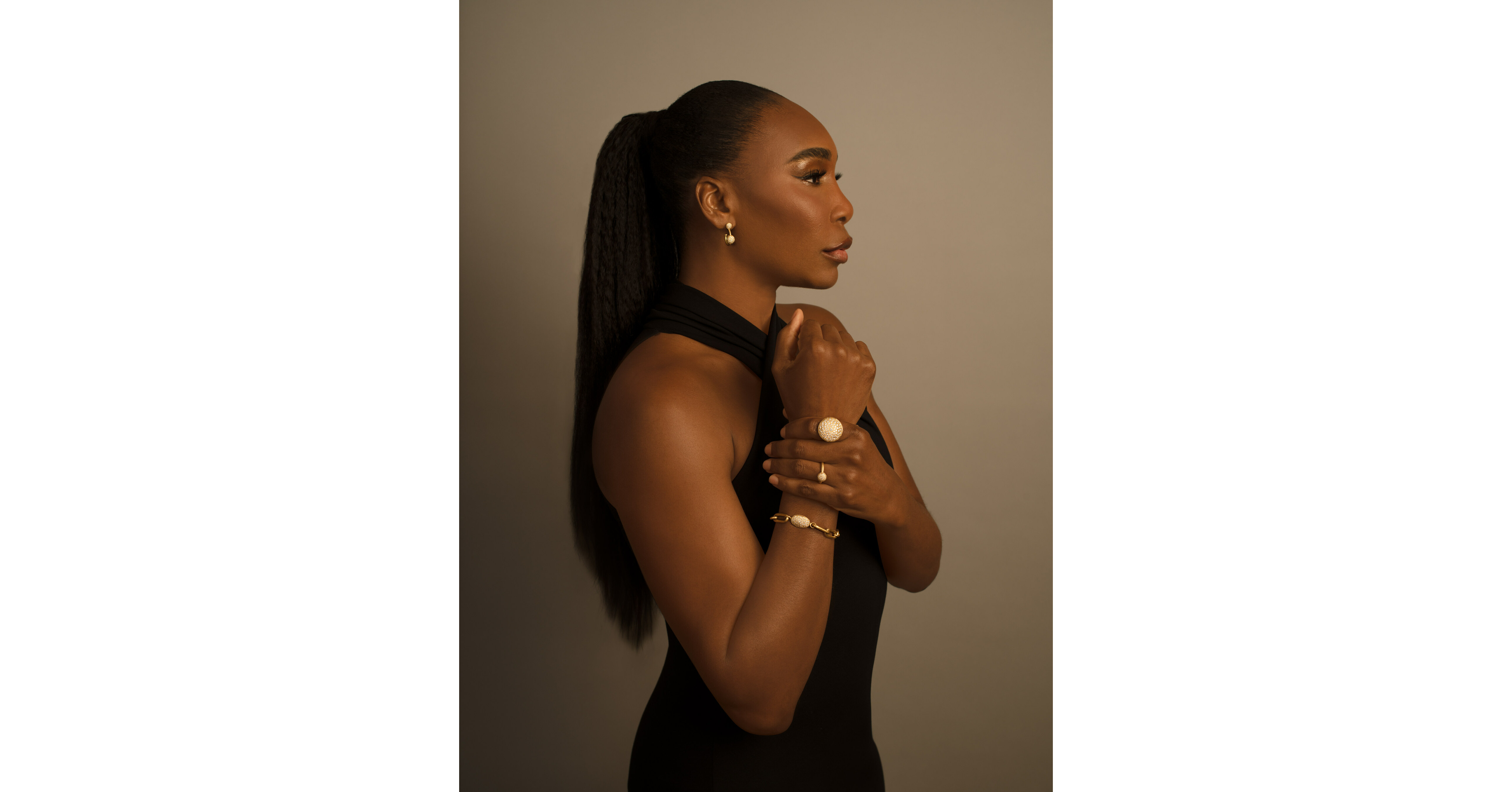 TENNIS CHAMPION VENUS WILLIAMS JOINS REINSTEIN ROSS GOLDSMITHS TO LAUNCH THE NEW DIAMOND MATCH™ JEWELRY COLLECTION TENNIS CHAMPION VENUS WILLIAMS JOINS REINSTEIN ROSS GOLDSMITHS TO LAUNCH THE NEW DIAMOND MATCH™ JEWELRY COLLECTION