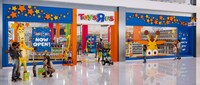 Brand new Toys R' Us store opens at Mall of America 