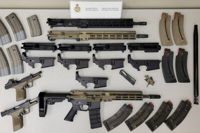 Firearms and magazines seized in October 2023. (CNW Group/Canada Border Services Agency)