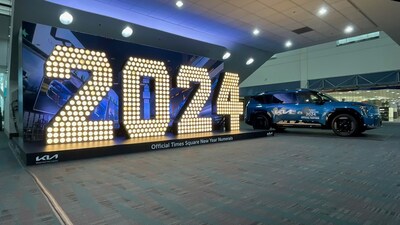 Kia America Ready to Ring in 2024 with Nationwide Tour of Iconic New Year’s Eve Numerals