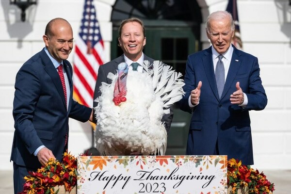 The makers of the Jennie-O® turkey brand today announced that two of their turkeys, Liberty and Bell, were presented by the National Turkey Federation (NTF) and formally pardoned by President Joseph R. Biden during the 76th National Thanksgiving Turkey Presentation on the grounds of the White House.