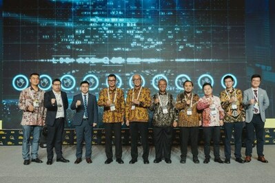 Huawei and PLN launched the Joint Innovation Center (PRNewsfoto/Huawei Enterprise)
