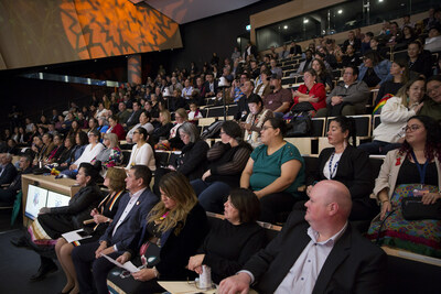Over 250 guests in the amphitheatre of the new HEC building in downtown Montreal (CNW Group/cole des dirigeants des Premires Nations (EDPN))