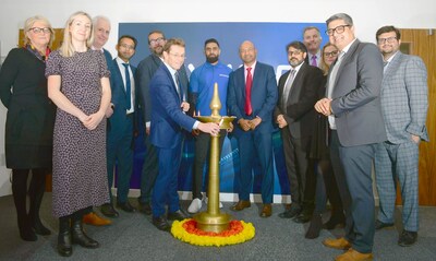 West Midlands Mayor, Andy Street, inaugurates Hexaware’s Birmingham facility on 22 November 2023 (PRNewsfoto/Hexaware Technologies Ltd.)