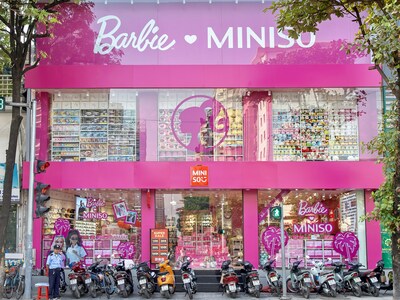 MINISO‘s Barbie-themed Store in Hanoi